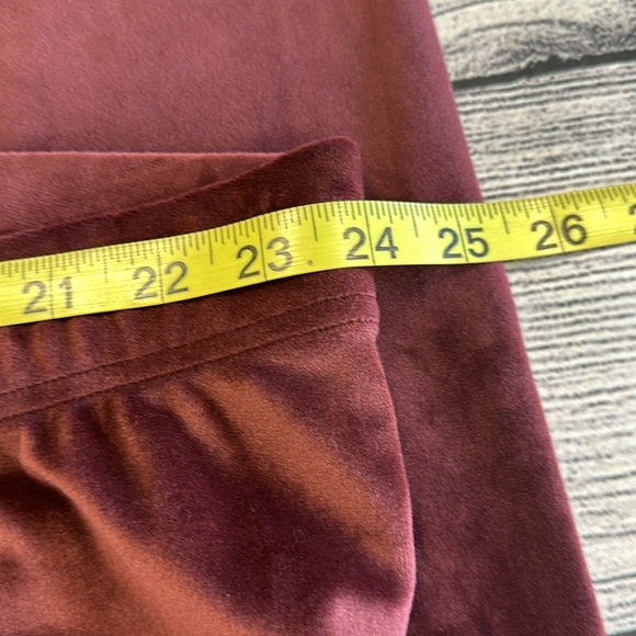 Old Navy • Burgundy Velour Leggings • Sz 4X - Picture 3 of 7